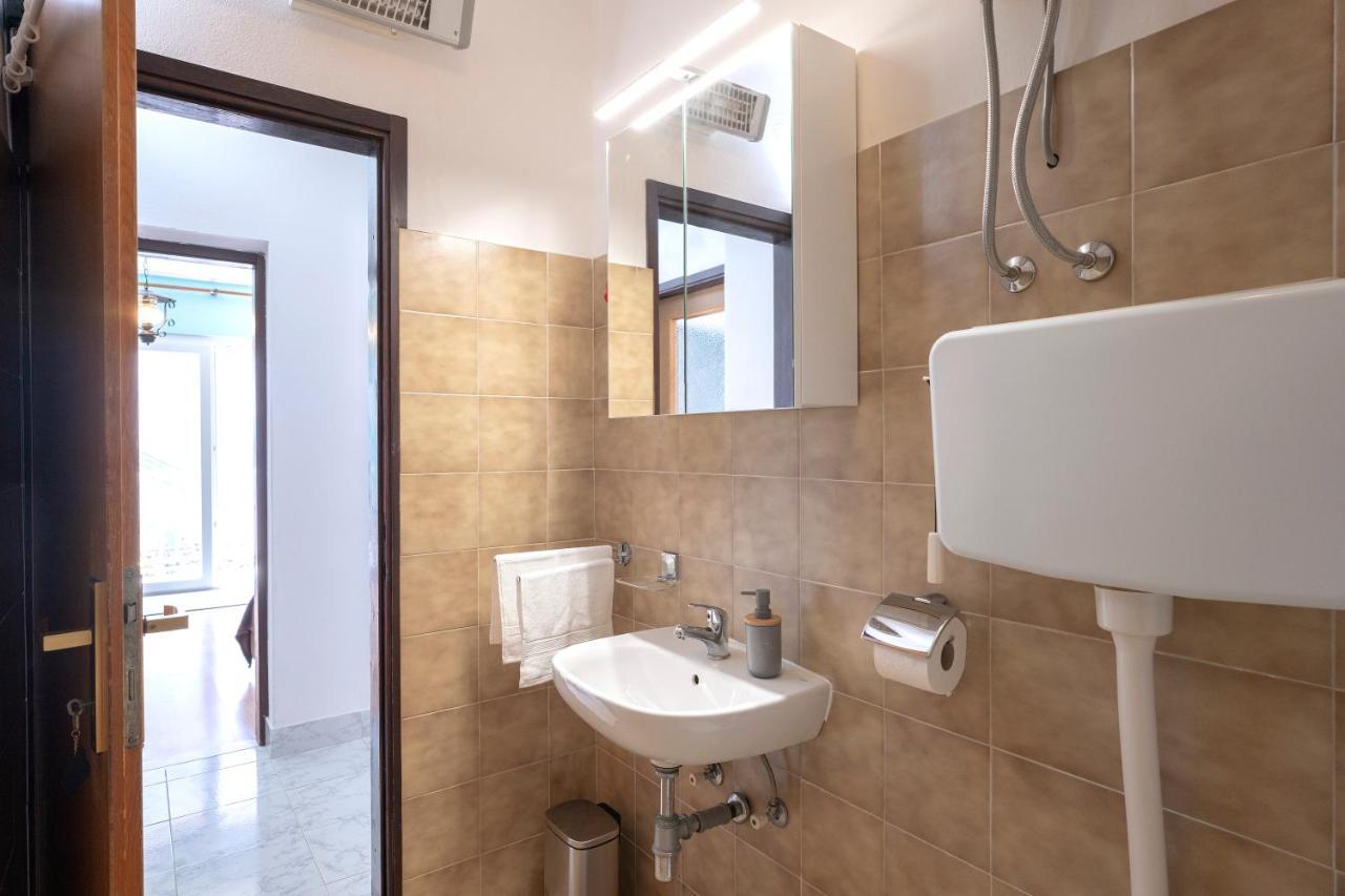 Apartments Bodlovic - Zf Hvar Hvar Town Exterior foto